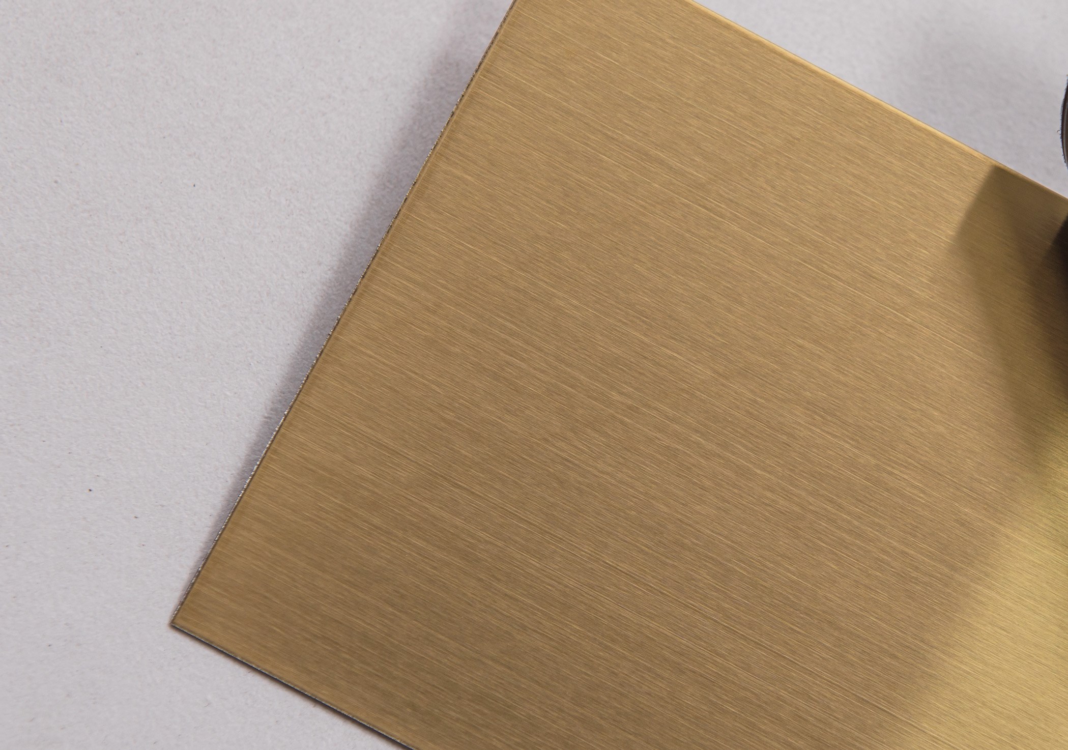 Sơn và mạ inox 304: Có cần thiết không?