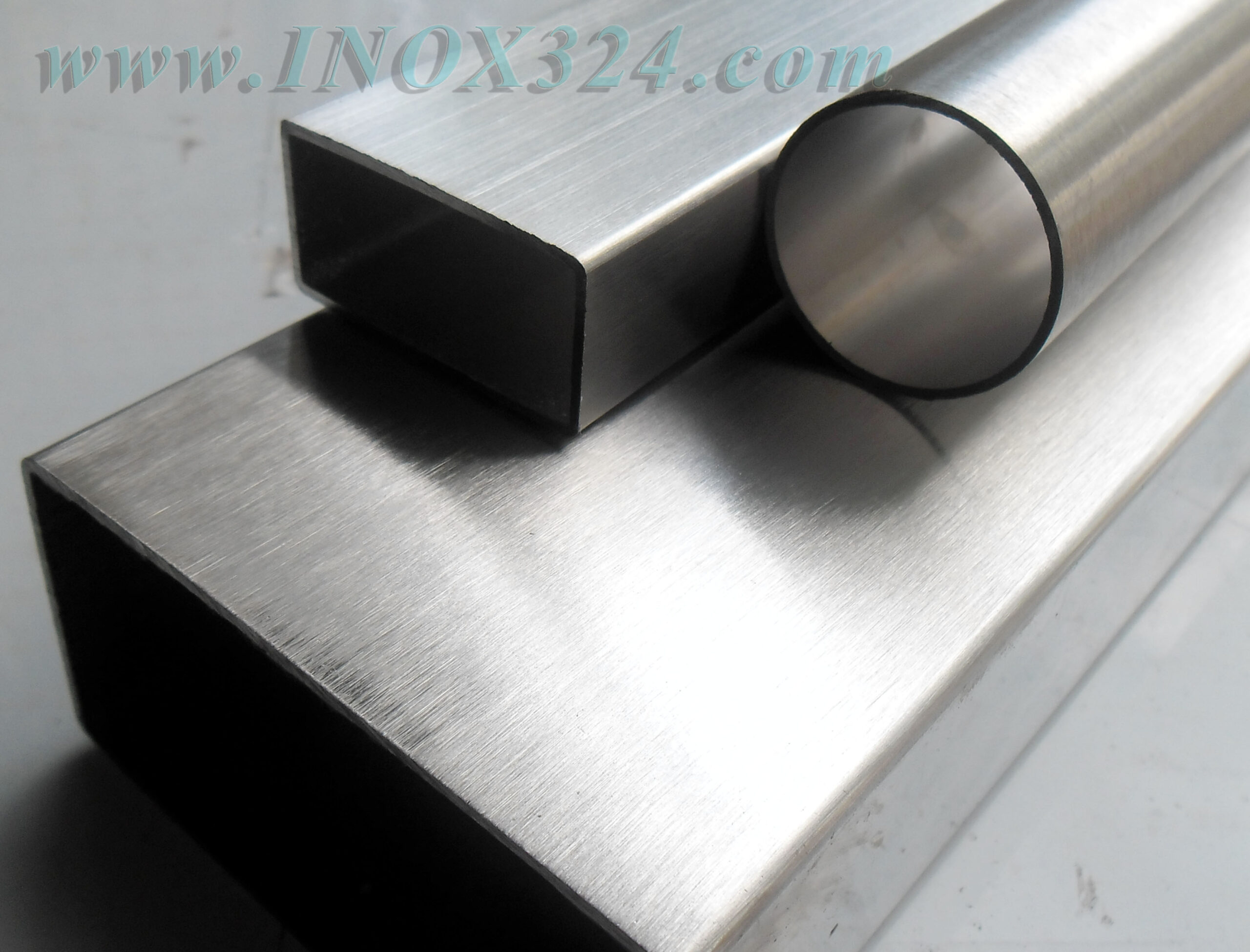 Ứng dụng của inox 304 trong đời sống và công nghiệp