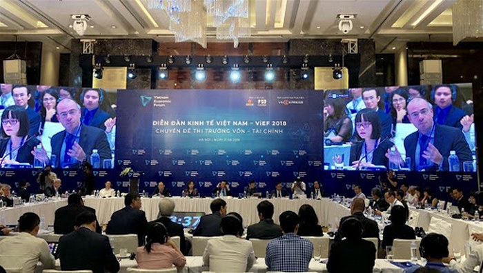 Hộp giấy cứng đựng giày dép mẫu in cực nét