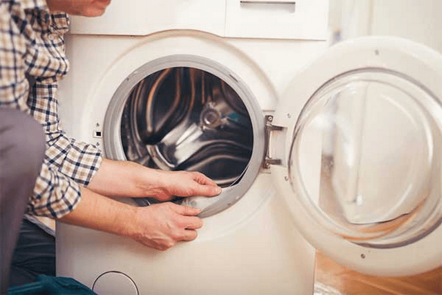 Cách vệ sinh lồng máy giặt cửa ngang đúng cách