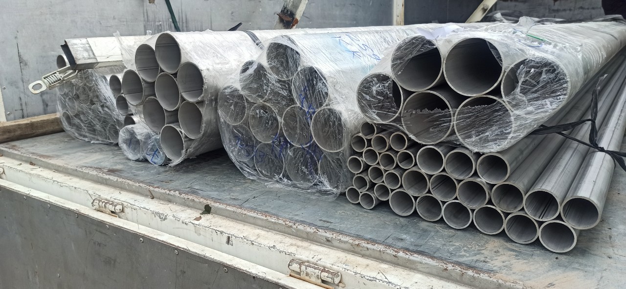 Tại sao inox 304 được ưa chuộng trong ngành y tế?